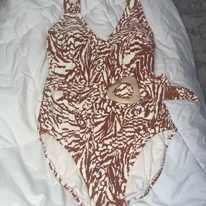 Patterned one piece bathing suit